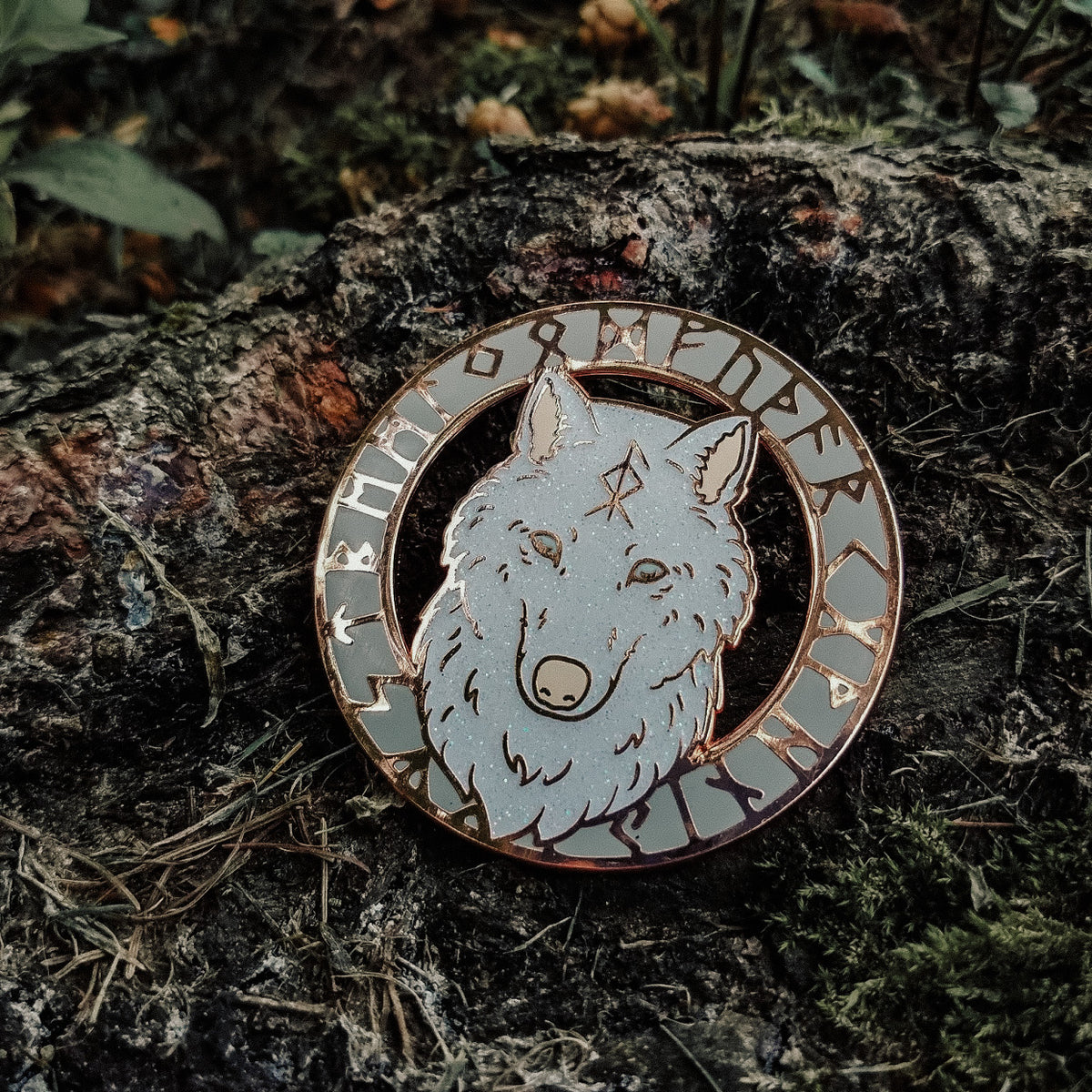 WytchWood Animal Spirit Totem Enamel Pin - Wolf