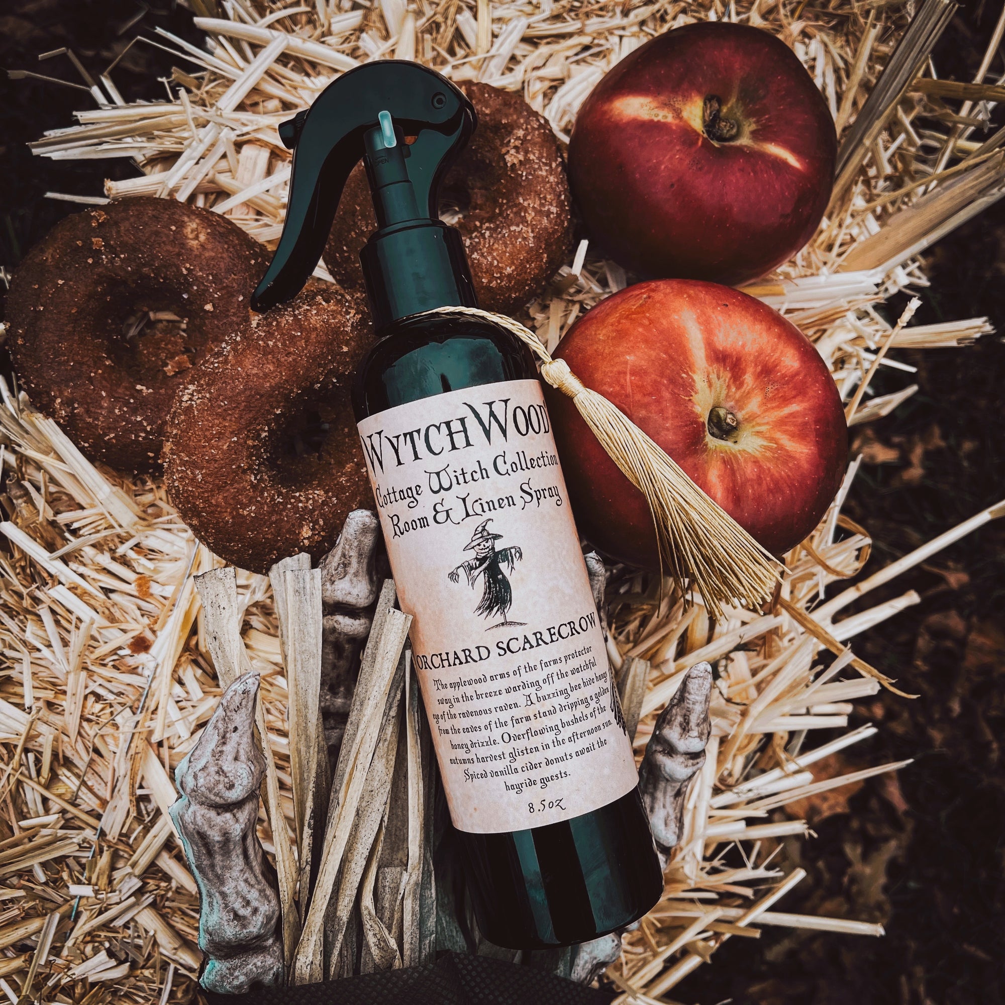 Orchard Scarecrow Royal Nectar & Applewood Honey Room & Linen Spray